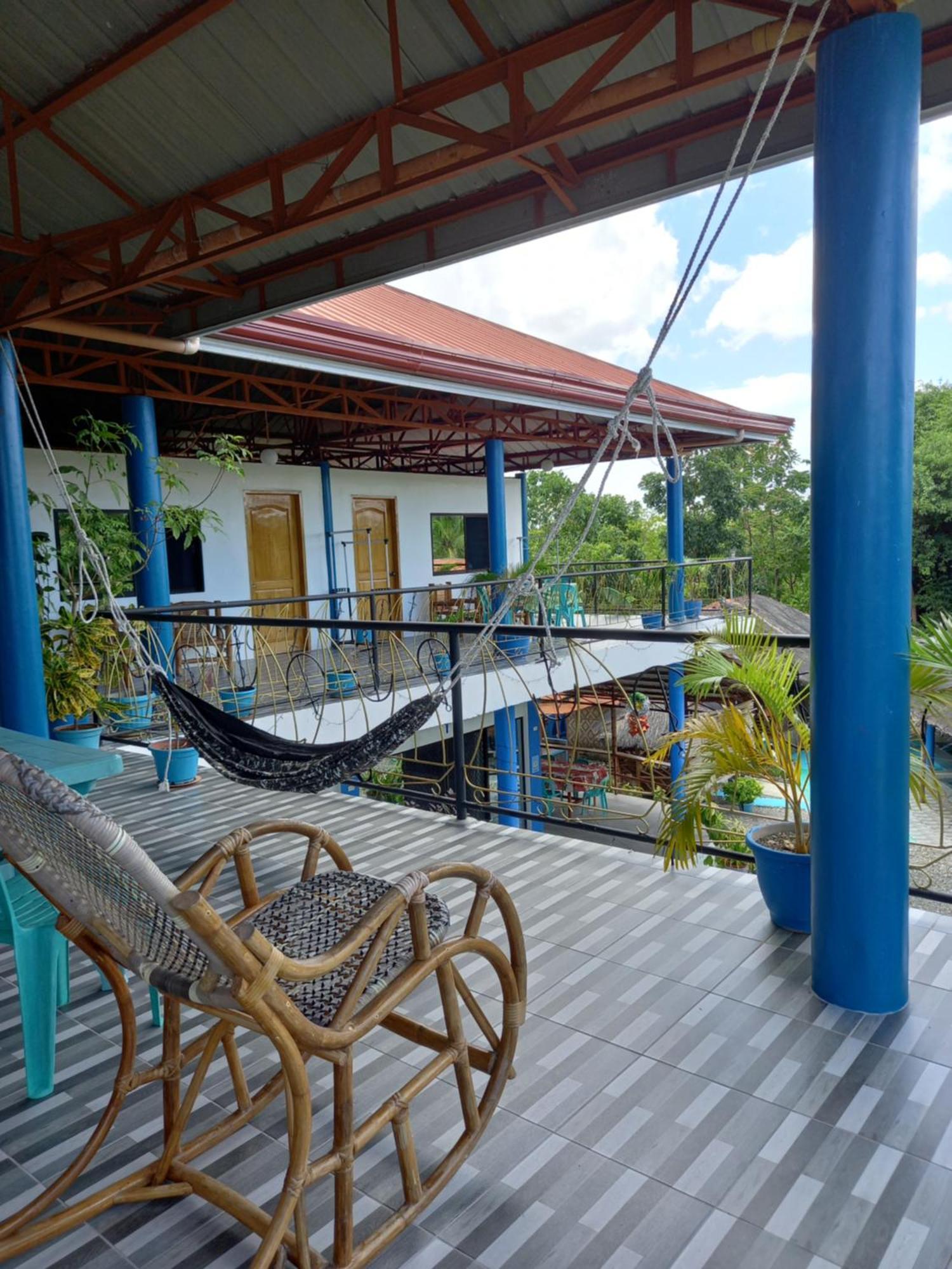Happy Bear Moalboal Budget Rooms Exterior photo